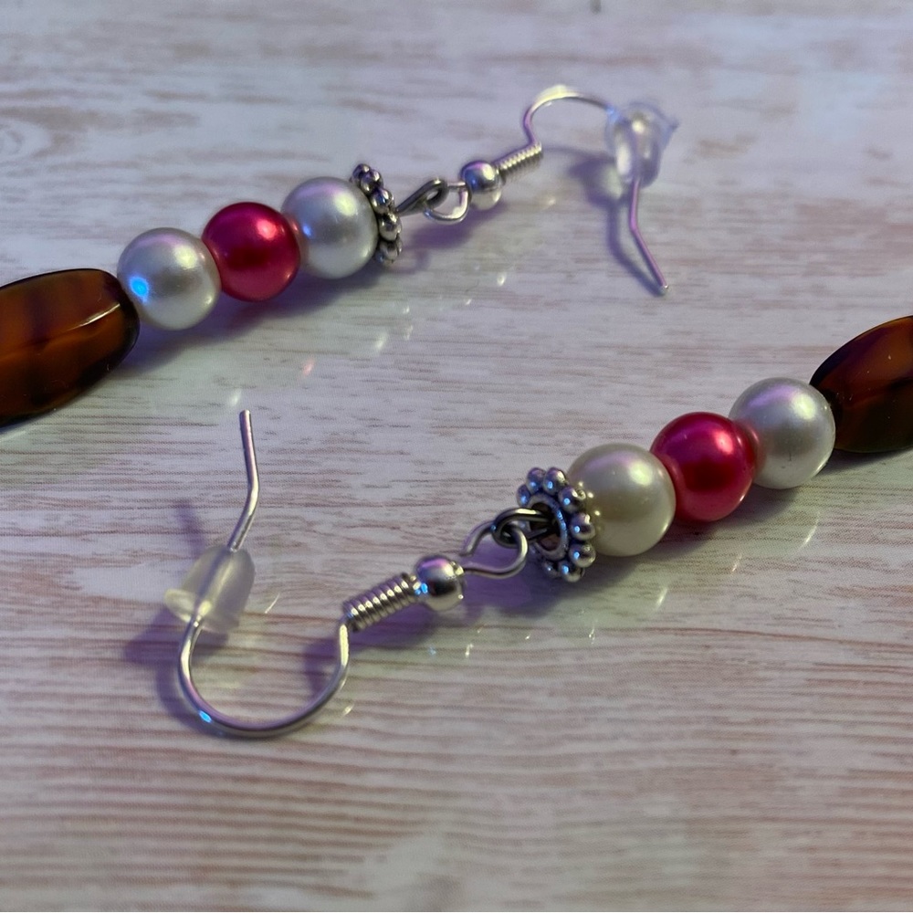 Earring - Picture 2 of 6